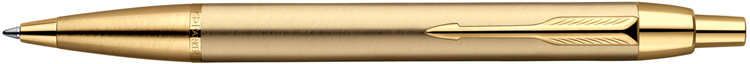 R0736980. Шариковая ручка Parker IM Brushed Metal Gold GT. Шариковая ручка Паркер с кнопочным механизмом, металлический корпус золотистого цвета покрыт тонированным в цвет шампанского, блестящим лаком, детали дизайна ручки покрыты 23-Каратным золотом.