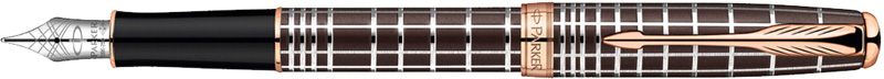 1859480. Перьевая ручка Parker SONNET Brown Rubber PGT. Перьевая ручка Паркер с золотым пером с родиевым покрытием, корпус и съёмный колпачок покрыты матовым коричневым лаком и гравировкой.